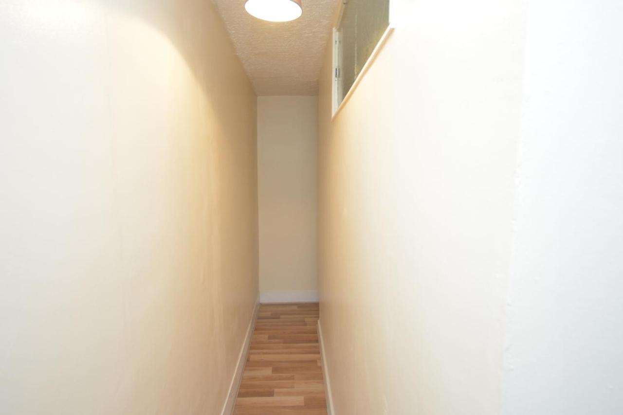 Cheerful 4 Bedroom House In Greater London Bagian luar foto